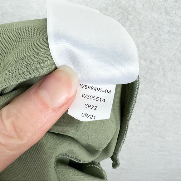 ATHLETA Run With It Pants Sz S Eucalyptus Green Jogger Casual Comfy Chic Travel - Picture 12 of 15